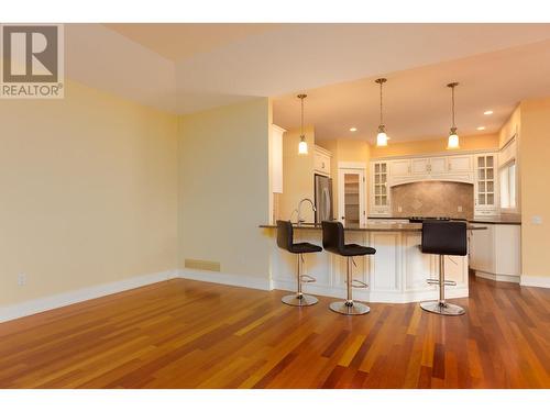 197 Terrace Hill Place, Kelowna, BC - Indoor Photo Showing Kitchen With Upgraded Kitchen