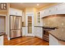 197 Terrace Hill Place, Kelowna, BC  - Indoor Photo Showing Kitchen 