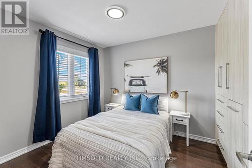 90 Memon Place, Markham, ON - Indoor Photo Showing Bedroom