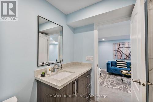 90 Memon Place, Markham, ON - Indoor Photo Showing Bathroom