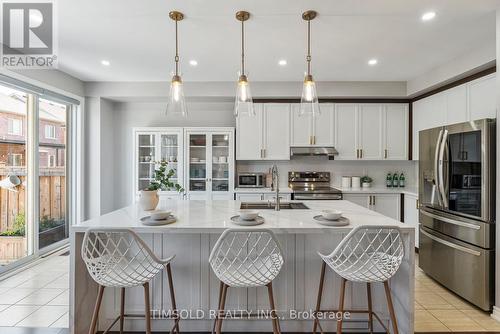 90 Memon Place, Markham, ON - Indoor Photo Showing Kitchen With Stainless Steel Kitchen With Double Sink With Upgraded Kitchen