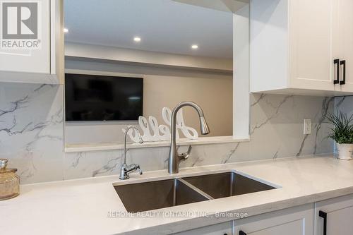 79 Maffey Crescent, Richmond Hill, ON - Indoor Photo Showing Kitchen With Double Sink