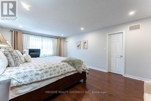 79 Maffey Crescent, Richmond Hill, ON - Indoor Photo Showing Bedroom