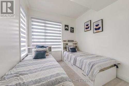 61 Tiberini Way, Bradford West Gwillimbury, ON - Indoor Photo Showing Bedroom