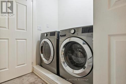 3946 Tufgar Crescent, Burlington, ON - Indoor Photo Showing Laundry Room