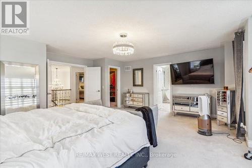 36 Lampman Crescent, Brampton, ON - Indoor Photo Showing Bedroom