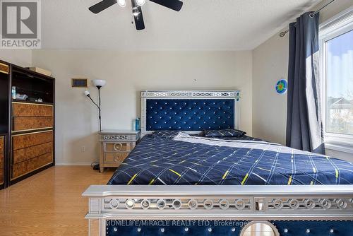 18 Amazon Court, Brampton, ON - Indoor Photo Showing Bedroom