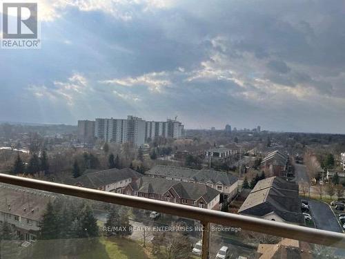 1001 - 1140 Parkwest Place, Mississauga, ON - Outdoor With View