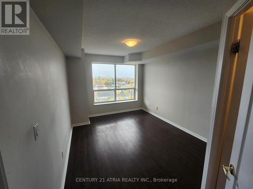 1007 - 1150 Parkwest Place, Mississauga, ON - Indoor Photo Showing Other Room