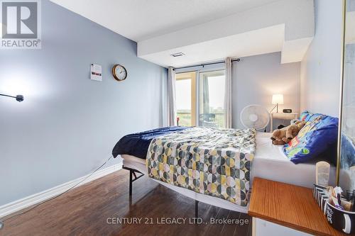 1410 - 10 Markbrook Lane, Toronto, ON - Indoor Photo Showing Bedroom