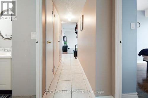 1410 - 10 Markbrook Lane, Toronto, ON - Indoor Photo Showing Other Room