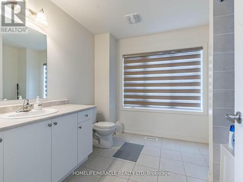 35 Sail Road, Brampton, ON - Indoor Photo Showing Bathroom