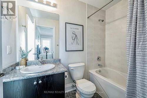 39 Lampman Crescent, Brampton, ON - Indoor Photo Showing Bathroom