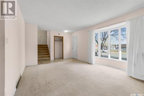 1534 Oxford Street, Regina, SK - Indoor Photo Showing Other Room