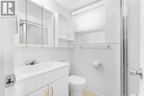 1534 Oxford Street, Regina, SK - Indoor Photo Showing Bathroom