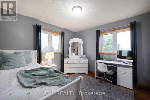 254304 9Th Line, Amaranth, ON - Indoor Photo Showing Bedroom