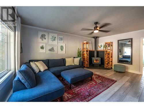 365 Townley Street, Penticton, BC - Indoor Photo Showing Living Room With Fireplace