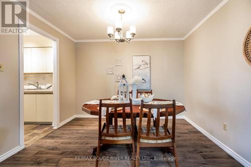 1109 - 44 Falby Court, Ajax (South East), ON - Indoor Photo Showing Dining Room