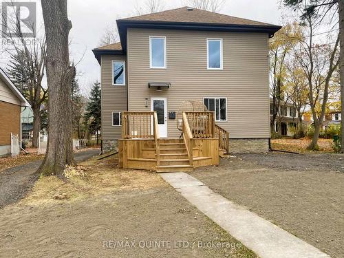 42 Highland Avenue, Belleville, ON - Outdoor