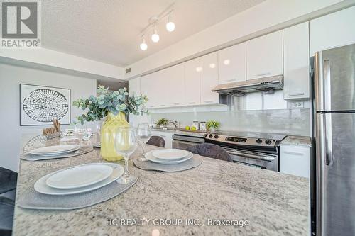 1002 - 15 Singer Court, Toronto, ON - Indoor Photo Showing Kitchen With Upgraded Kitchen