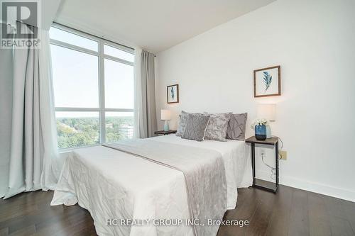 1002 - 15 Singer Court, Toronto, ON - Indoor Photo Showing Bedroom