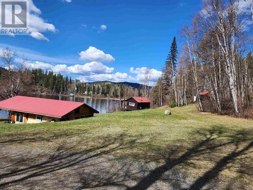 7582 Resort Road, Canim Lake, BC - Outdoor