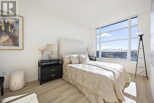 519 - 88 Colgate Avenue, Toronto, ON - Indoor Photo Showing Bedroom