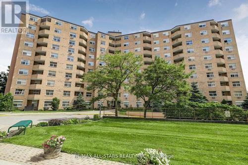 212 - 260 Davis Drive, Newmarket, ON - Outdoor With Balcony With Facade