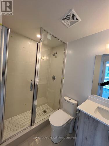 1511 - 20 Gatineau Drive, Vaughan, ON - Indoor Photo Showing Bathroom