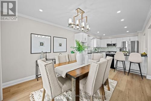 194 Thames Way, Hamilton, ON - Indoor Photo Showing Dining Room