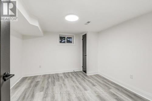 122 Kenilworth Avenue S, Hamilton, ON - Indoor Photo Showing Other Room