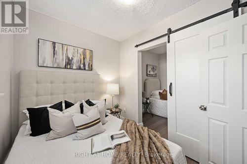 285 Olive Avenue, Oshawa (Central), ON - Indoor Photo Showing Bedroom