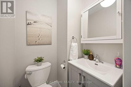 285 Olive Avenue, Oshawa (Central), ON - Indoor Photo Showing Bathroom