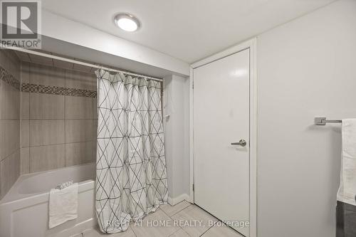 285 Olive Avenue, Oshawa (Central), ON - Indoor Photo Showing Bathroom