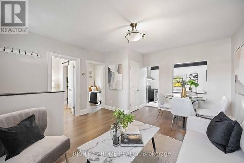 285 Olive Avenue, Oshawa (Central), ON - Indoor Photo Showing Living Room