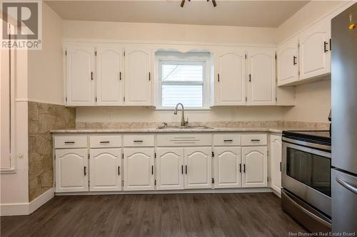 23 Clearview Street, Moncton, NB - Indoor Photo Showing Kitchen