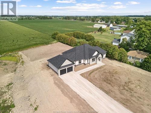 418 County Road 34 West, Kingsville, ON - Outdoor With View