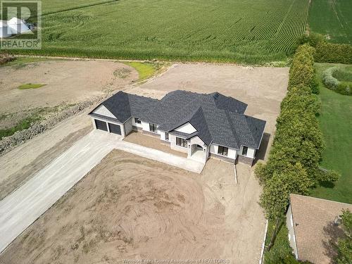 418 County Road 34 West, Kingsville, ON - Outdoor