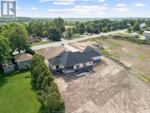 418 County Road 34 West, Kingsville, ON - Outdoor With View