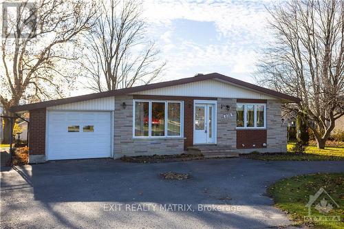 828 Notre Dame Street, Russell, ON - Outdoor With Facade