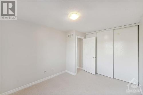 324 Balinroan Crescent, Ottawa, ON - Indoor Photo Showing Other Room