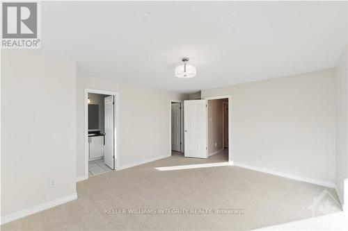 324 Balinroan Crescent, Ottawa, ON - Indoor Photo Showing Other Room