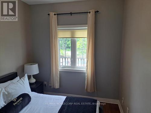 16 - 10480 Islington Avenue, Vaughan, ON - Indoor Photo Showing Bedroom