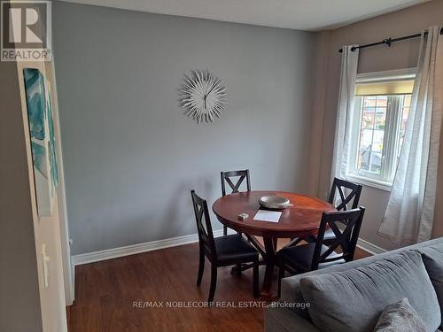 16 - 10480 Islington Avenue, Vaughan, ON - Indoor Photo Showing Dining Room