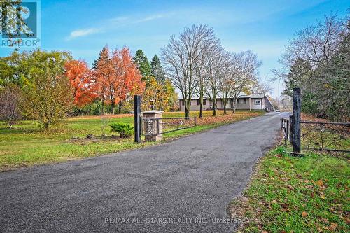 12571 Kennedy Road, Whitchurch-Stouffville, ON - Outdoor