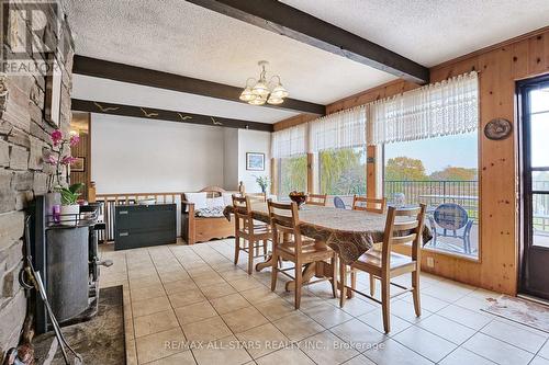 12571 Kennedy Road, Whitchurch-Stouffville, ON - Indoor Photo Showing Dining Room