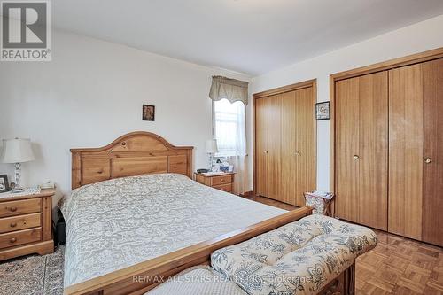 12571 Kennedy Road, Whitchurch-Stouffville, ON - Indoor Photo Showing Bedroom