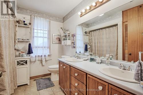 12571 Kennedy Road, Whitchurch-Stouffville, ON - Indoor Photo Showing Bathroom