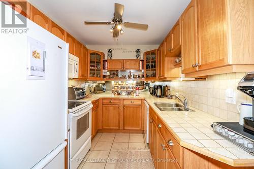 305 - 131 Clapperton Street, Barrie, ON - Indoor Photo Showing Kitchen With Double Sink