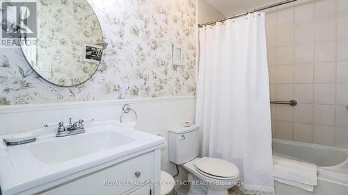 305 - 131 Clapperton Street, Barrie, ON - Indoor Photo Showing Bathroom